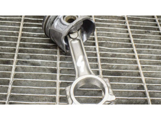 Píst 121008820R, 120A16959R   Dacia Sandero  pro naftový motor 1.5 K9K 612 