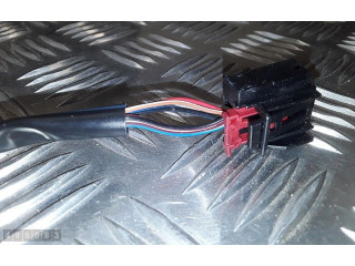 Зеркало электрическое Volkswagen Golf Plus 2005 - 2013 года