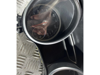 Přístrojová deska Mercedes-Benz GLA W156 2019 A1569004904, 1569004904