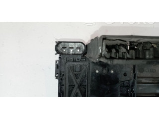 Блок предохранителей 1J0937550K Seat Ibiza II (6k)