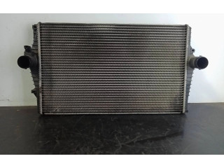 Интеркулер 989580C, 30748809 Volvo S60