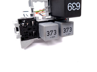   Pojistková skříňka 0281003029, 8D0951253A   Audi Q7 4L 2006