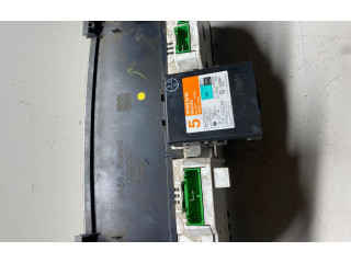 Панель приборов 9168144   Volvo S70  V70  V70 XC       