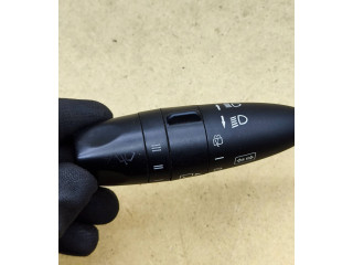 Ручка стеклоочистителей A2035450210 Mercedes-Benz C W203