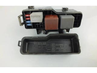 Блок предохранителей 8386P1 Toyota Corolla Verso AR10