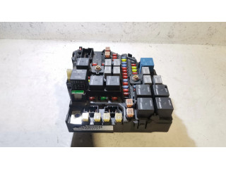 Блок предохранителей 25743733   Cadillac CTS    