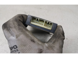 Блок управления MB953355 Mitsubishi Carisma