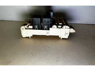 Блок предохранителей 47637G12, 1716 Mitsubishi Galant