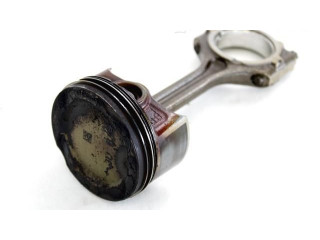  Поршень с шатуном  2304103331  KIA Rio  