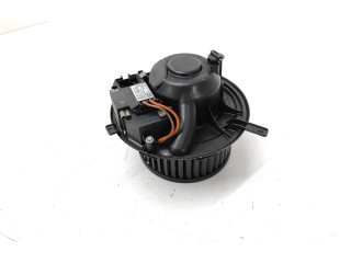 Вентилятор печки Audi Q3 8U