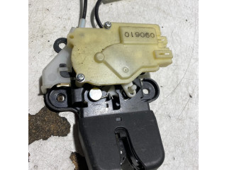 Zámek zadních dveří Honda Insight 2010