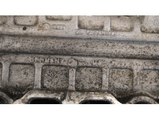 Всасывающий коллектор 028129711J, 25271500    Volkswagen PASSAT B4