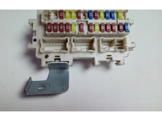 Pojistková skříňka Řídící jednotka BSM 11111111 Infiniti QX70 S51 2015