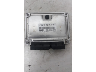 Řídící jednotka 038986019KD Volkswagen PASSAT B5.5 2003