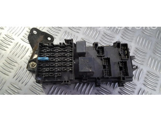 Блок предохранителей Mitsubishi Colt