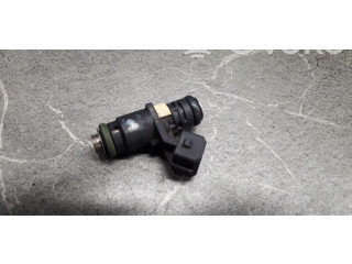 Форсунка 8200885287 Renault Clio III