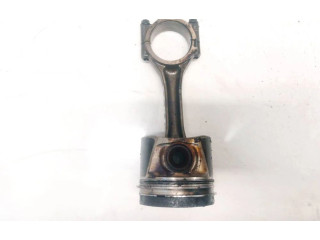  Поршень с шатуном    Volkswagen PASSAT B6  