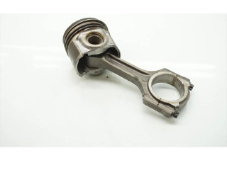 Píst    Ford Transit Custom     