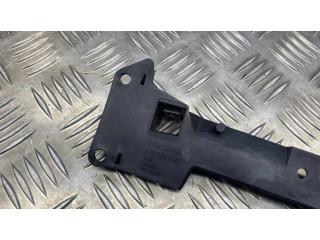 Другая деталь салона