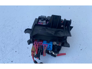 Блок предохранителей 8K1937503A Audi Q5 SQ5