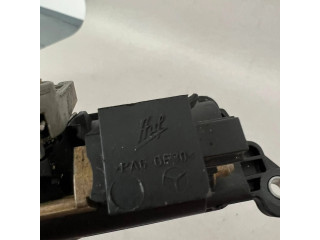 Zámek zadních dveří Z4102 Mercedes-Benz C W203 2004