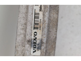 Интеркулер 30671324 Volvo S80