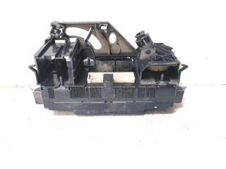 Рулевая рейка  Модуль блока управления кондиционером    Volkswagen Caddy 2004 - 2010 года