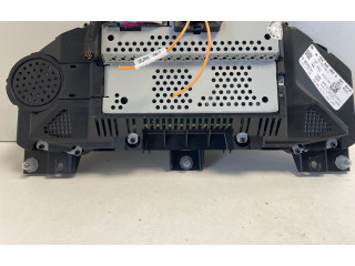 Přístrojová deska Volkswagen Touareg II 2013 7P6920982S