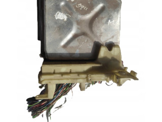 Блок управления двигателем Блок управления MB079700-8951   Volvo S60