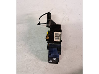 Блок предохранителей  8D2941824   Audi A6 S6 C6 4F    