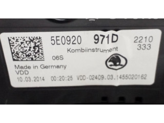 Панель приборов 5E0920971D Skoda Octavia Mk3 (5E)