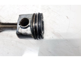  Поршень с шатуном    Skoda Superb B5 (3U)  