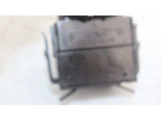 Включатель стеклоочистителей E532016 Mitsubishi L200