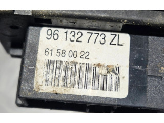 Ручка стеклоочистителей 96132773ZL Citroen Xantia