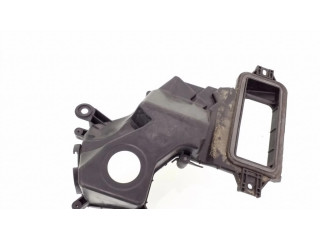 Другая деталь отсека двигателя