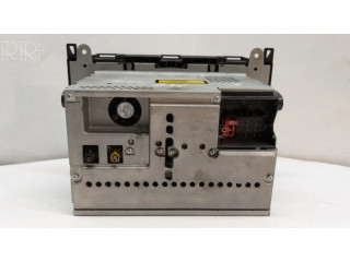 Радио/ проигрыватель CD/DVD / навигация