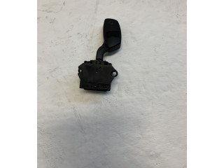 Ручка стеклоочистителей 692410702   BMW 5 E60 E61