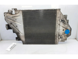 Интеркулер  8200685747   Renault Clio II 