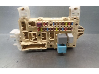 Pojistková skříňka Řídící jednotka BSM 892210F010 Toyota Corolla E120 E130 2004