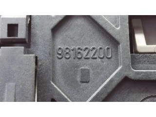 Блок предохранителей 9637466180, 98162200   Citroen C5    