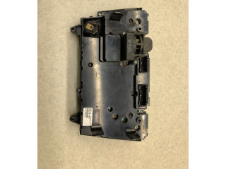 Блок управления климат-контролем 8697140, 04W52E04 Volvo XC70