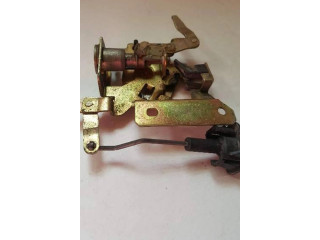 Замок багажника 721843654B Volkswagen Transporter - Caravelle T4 1991 - 2003 года