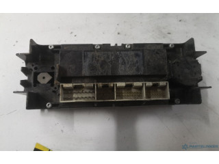 Блок управления климат-контролем    Skoda Superb B5 (3U)