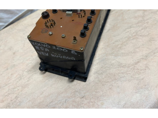 Přístrojová deska Volvo 240 1985 1348058