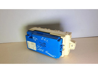 Блок предохранителей MR445952, G8C500M Mitsubishi Space Runner