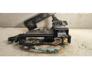 Блок предохранителей 8266253060 Lexus IS 220D-250-350