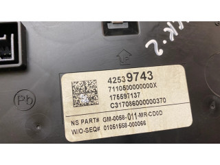 Přístrojová deska Buick Encore I 2019 42539743