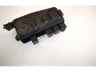 Pojistková skříňka Mazda CX-7 2008