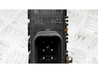 Передний двигатель механизма для подъема окон