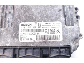 Блок управления двигателя 9663786880, 0281012982   Peugeot Expert